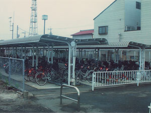 片岡駅前自転車駐車場の画像