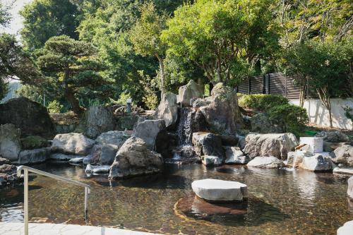 城の湯温泉センターの露天風呂の写真